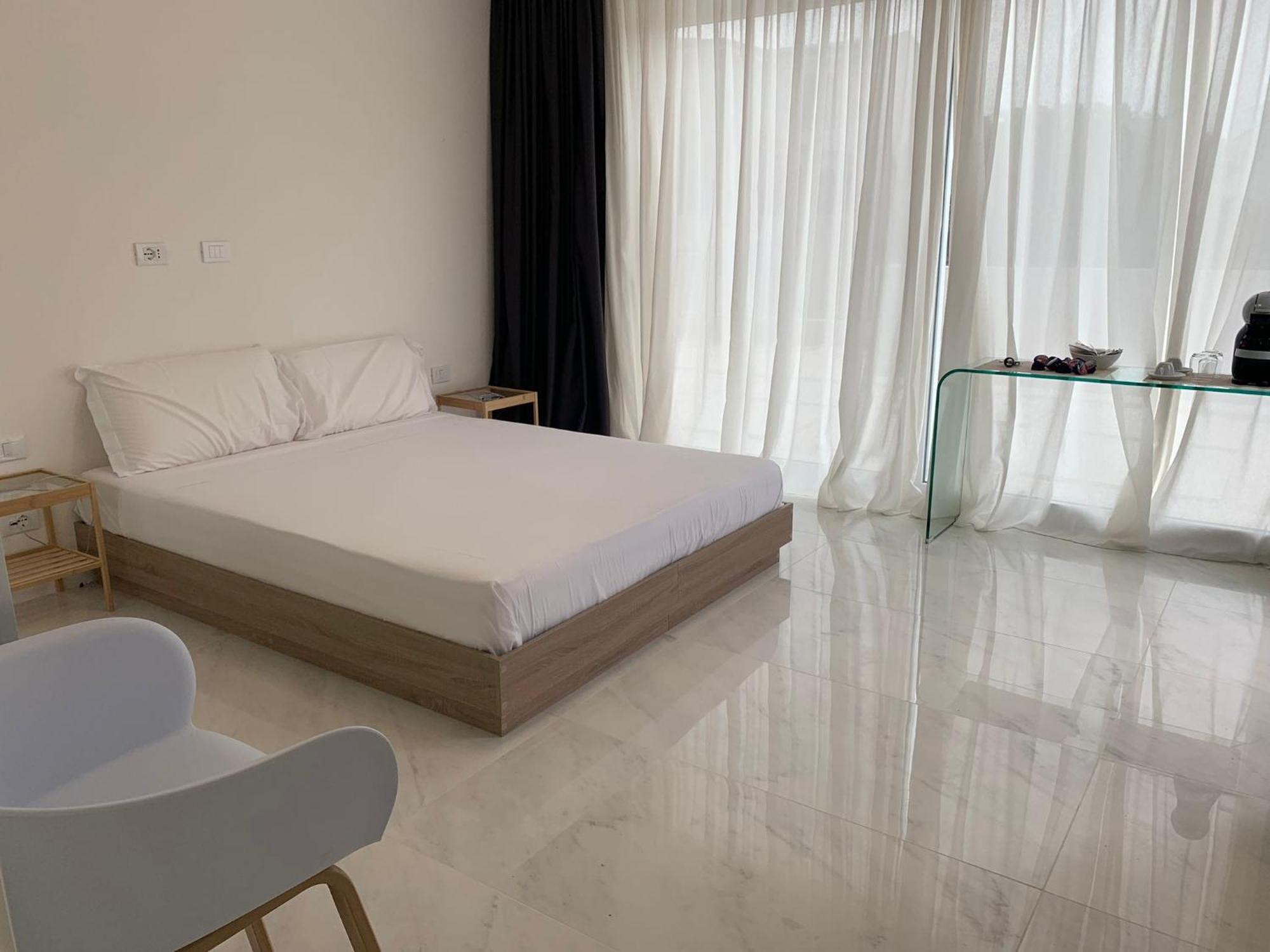 Smart Luxury Suites & Apartments 奥罗塞伊 客房 照片